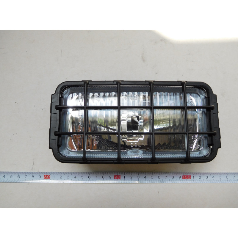 Lampa halogenowa A01-268, WESEM HP2.10245, 180x86+kratka, nr kat: A01-268,HP2.10245 Lampa halogenowa A01-268, WESEM HP2.10245, 180x86+kratka, nr kat: A01-268,HP2.10245