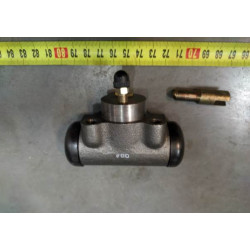 EM23   CYLINDER HAMULCOWY-WHEEL CYLINDER-1334648-HYSTER nr kat: 0