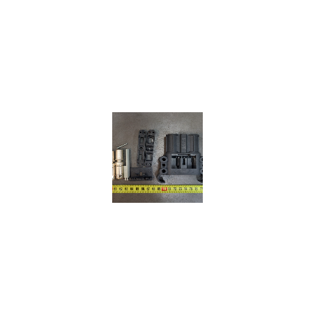 AM14   Gniazdo akumulatora REMA 80A, 150V, nr kat: 7.9150.03.403, 7915003403