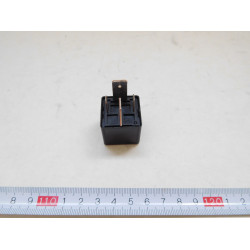 Przekaźnik elektromagnetyczny, SPST-NO, Ucewki :12VDC, 70A, 90R, nr kat: V23134J0052D642
